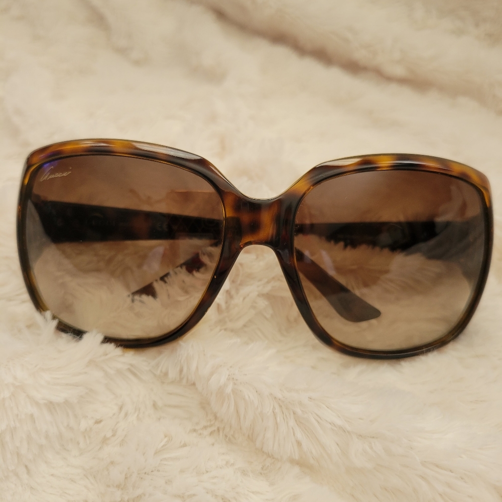 Gucci GG 3609/S Tortoise sunglasses